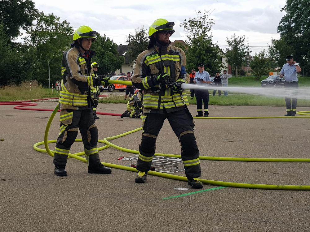 Leistungspruefung Loeschgruppe Feuerwehr Guenzburg