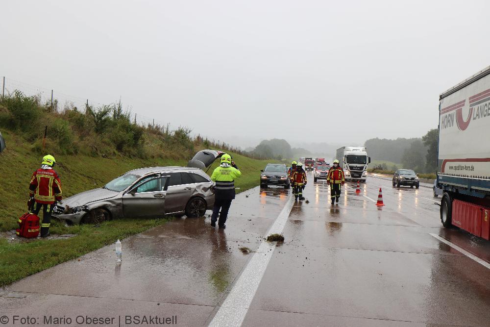 Unfall A8 Burgau Guenzburg am 30.08.2021