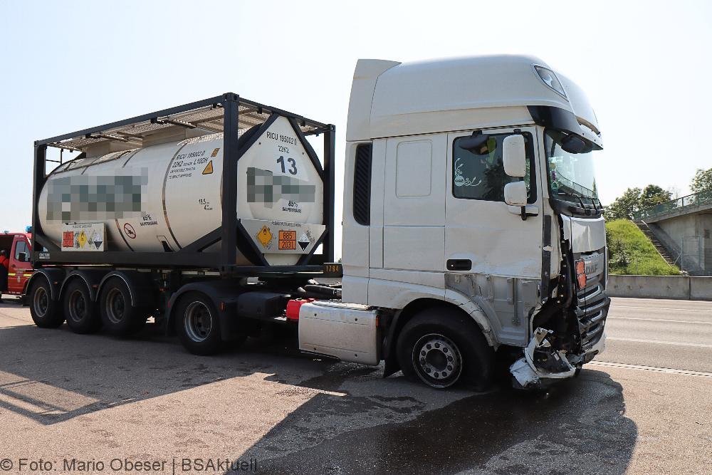 Unfall A8 nahe Kreuz Elchingen 21.08.2021
