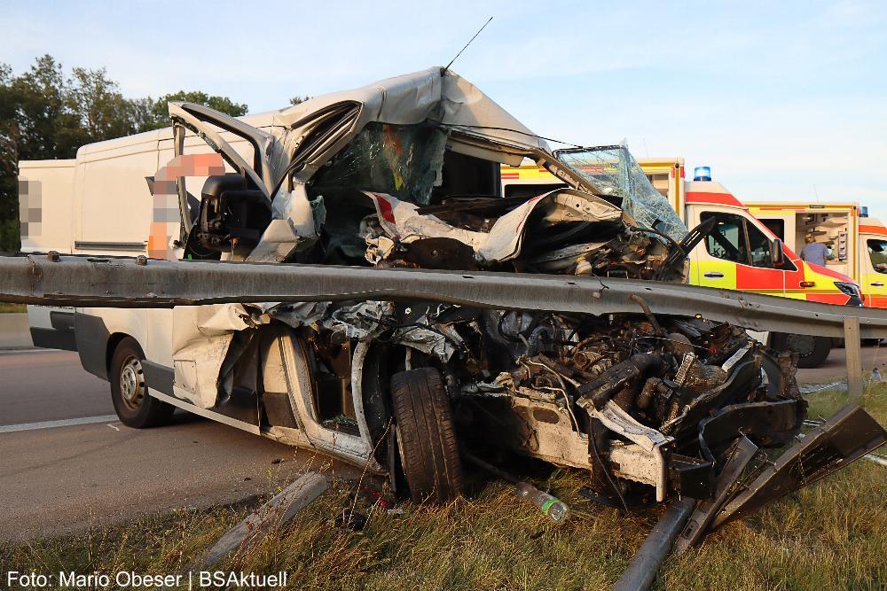 Unfall A8 Burgau Zusmarshausen 13092021