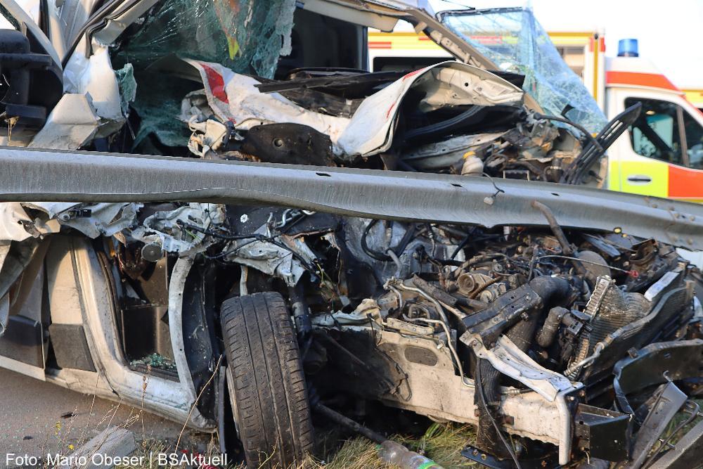 Unfall A8 Burgau Zusmarshausen 13092021