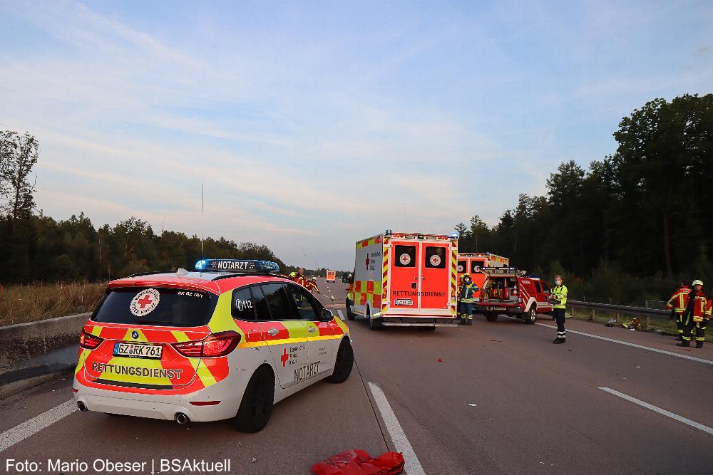 Unfall A8 Burgau Zusmarshausen 13092021