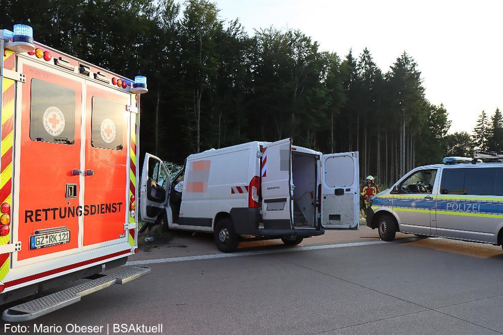 Unfall A8 Burgau Zusmarshausen 13092021