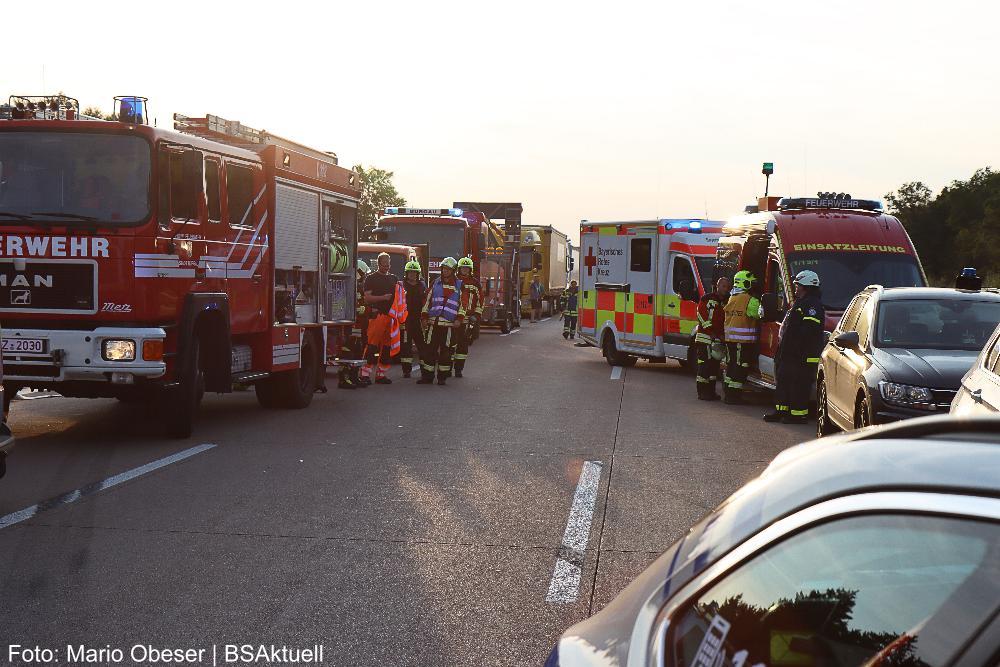 Unfall A8 Burgau Zusmarshausen 13092021