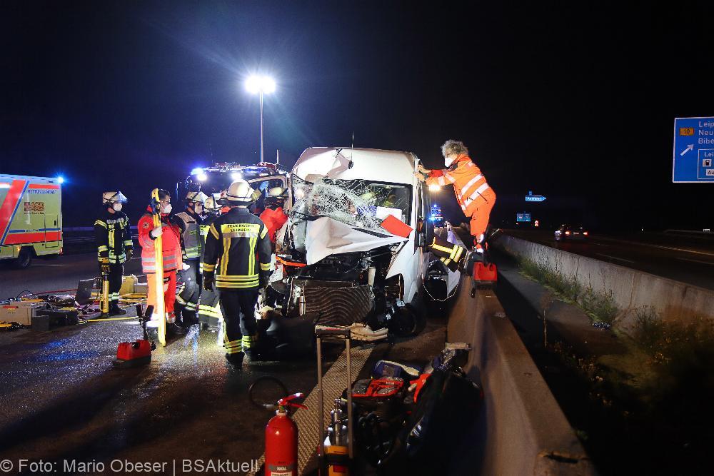 Unfall A8 Transporter Lkw Leipheim am 01.09.2021