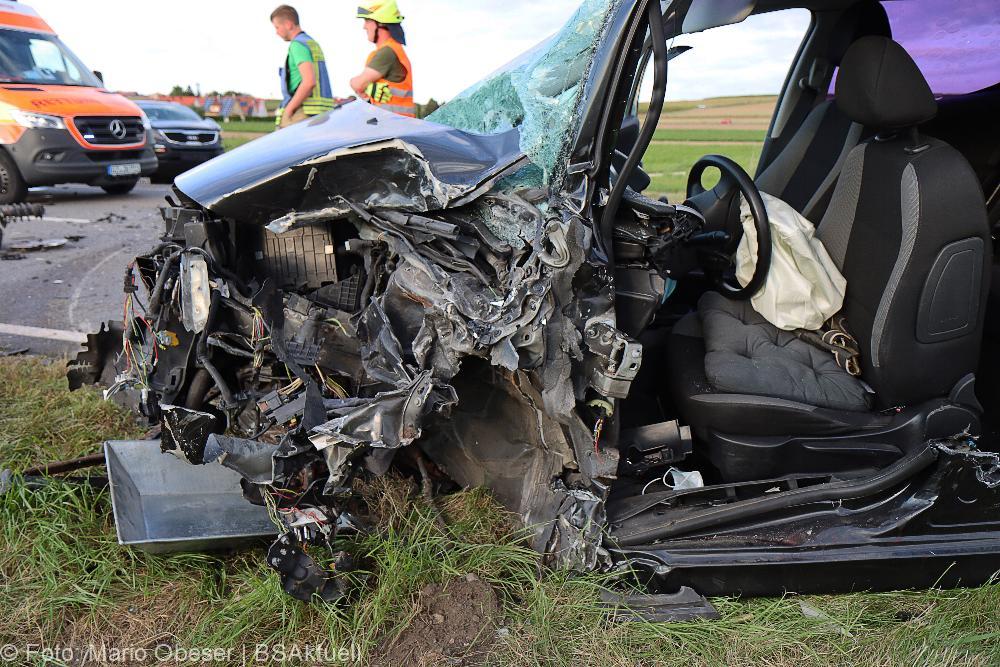 Unfall B16 Ichenhausen 12092021