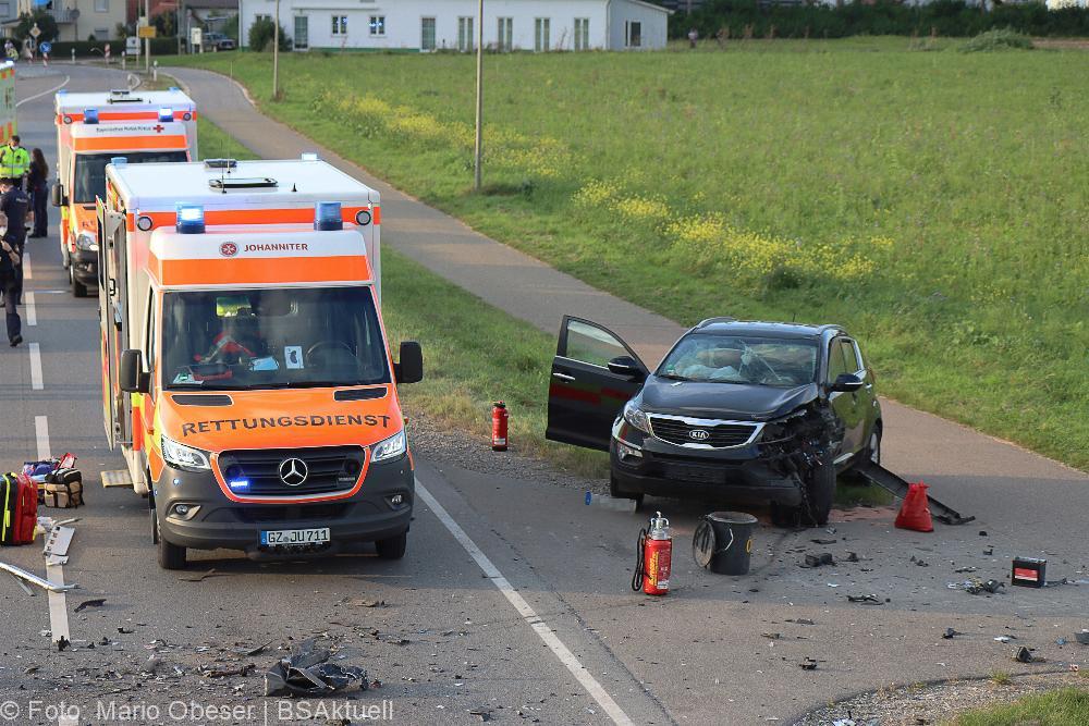 Unfall B16 Ichenhausen 12092021