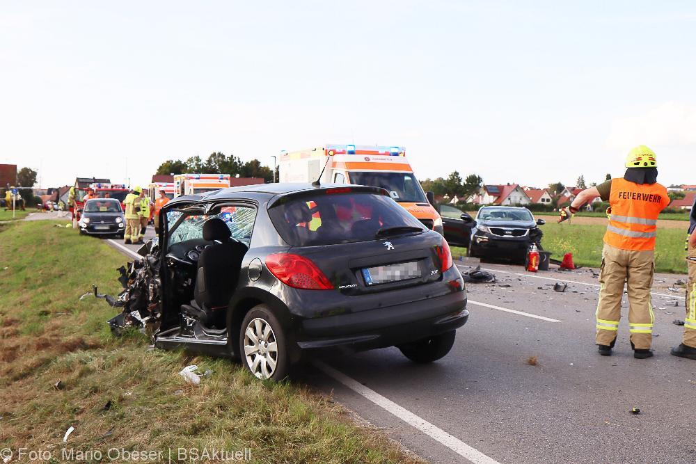 Unfall B16 Ichenhausen 12092021