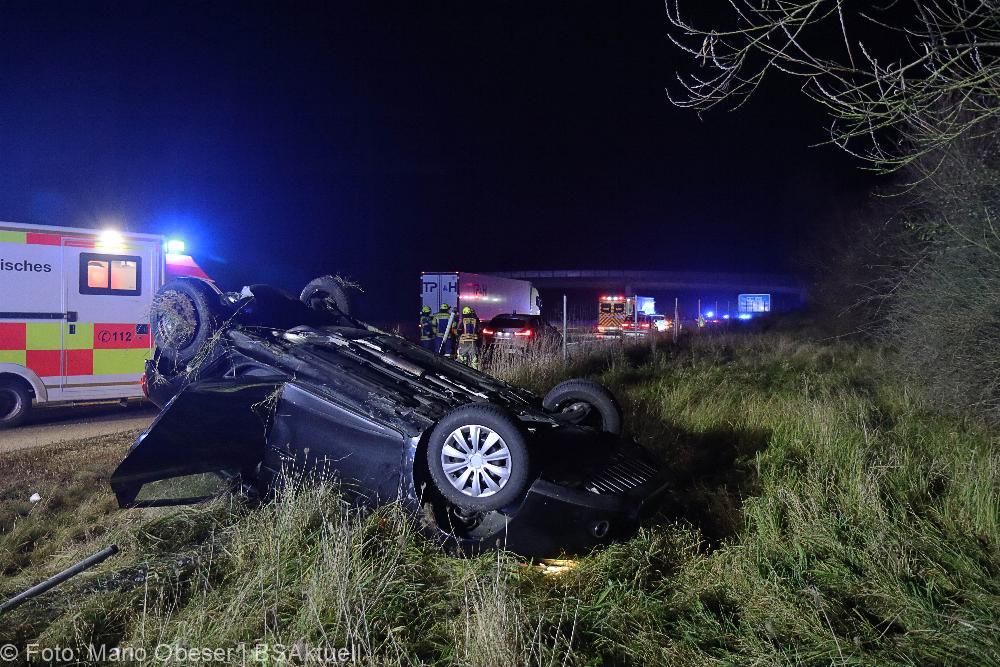 Unfall A8 Günzburg-Burgau 25.11.2021