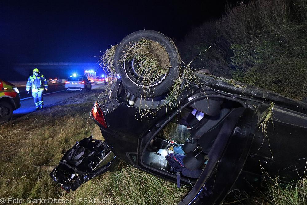 Unfall A8 Günzburg-Burgau 25.11.2021