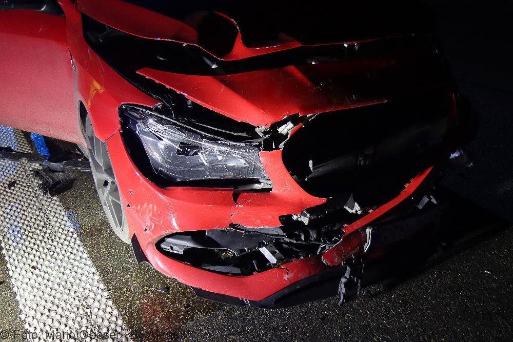 Unfall A8 Günzburg-Burgau 25.11.2021