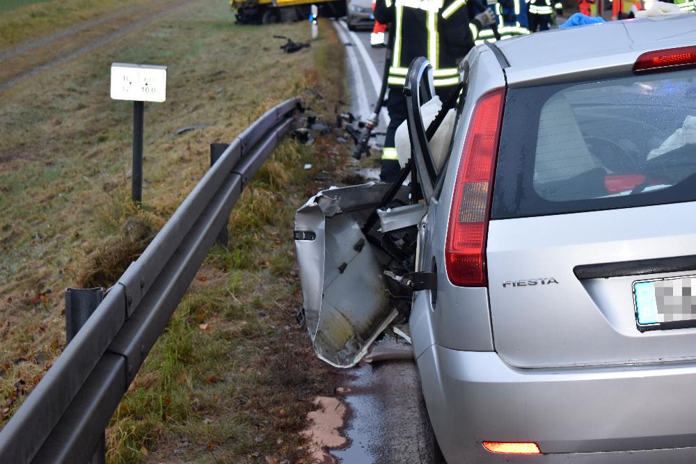 Schwerer Unfall auf der B12 bei Kaufbeuren