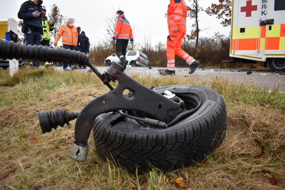Schwerer Unfall auf der B12 bei Kaufbeuren