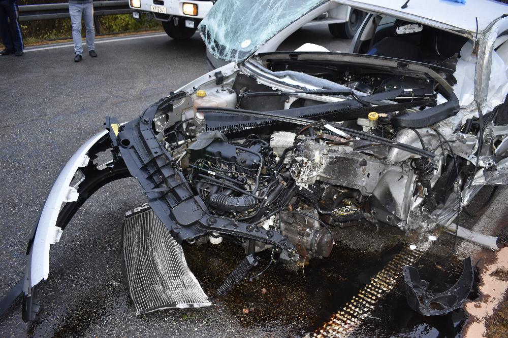 Schwerer Unfall auf der B12 bei Kaufbeuren