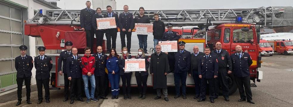 Wettbewerb Jugendfeuerwehr GH Krumbach Gruppenfoto