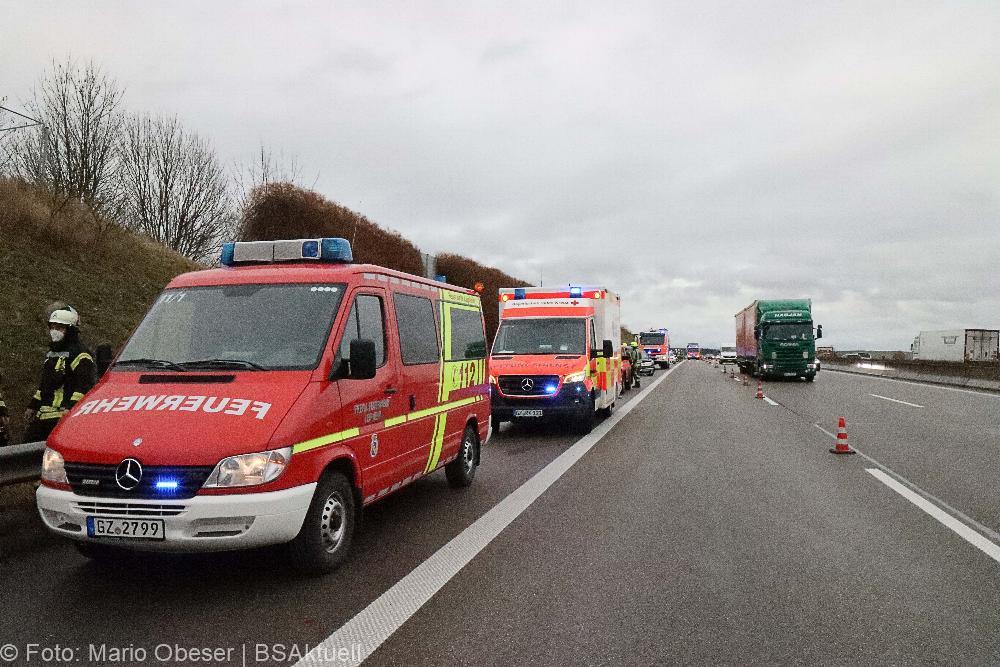 Unfall A8 Bubesheim 04122021