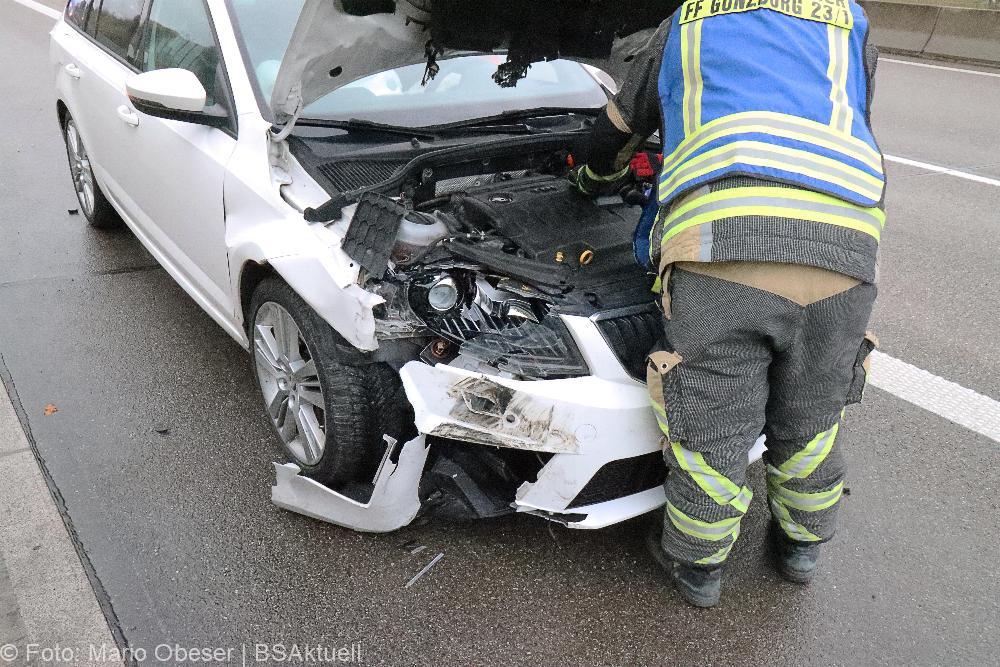 Unfall A8 Bubesheim 04122021