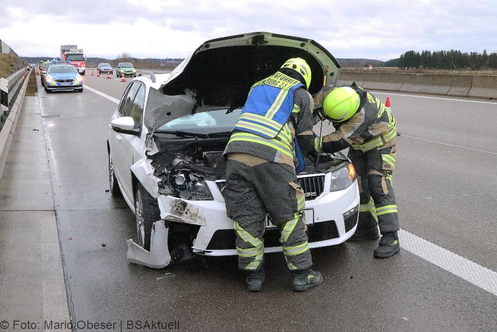 Unfall A8 Bubesheim 04122021