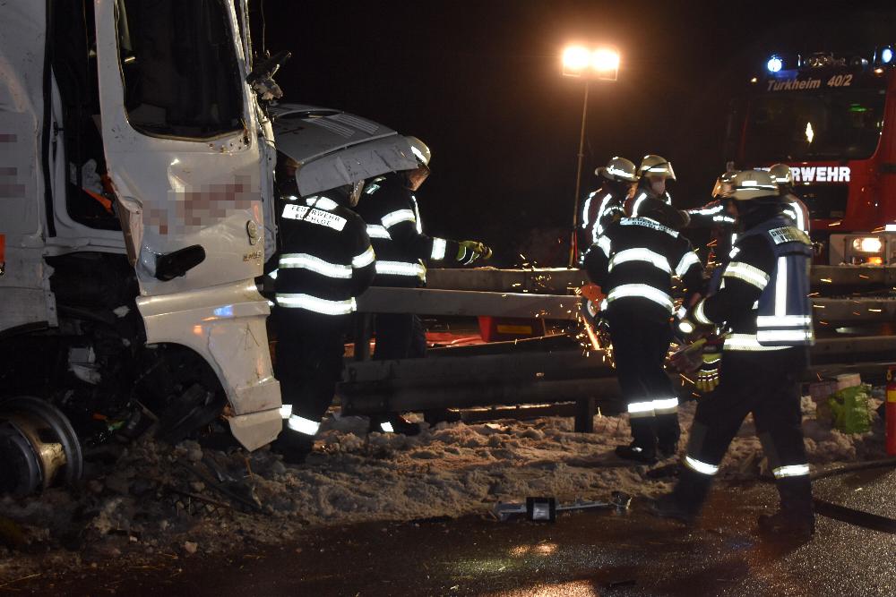 Unfall A96 Wiedergeltingen 10122021