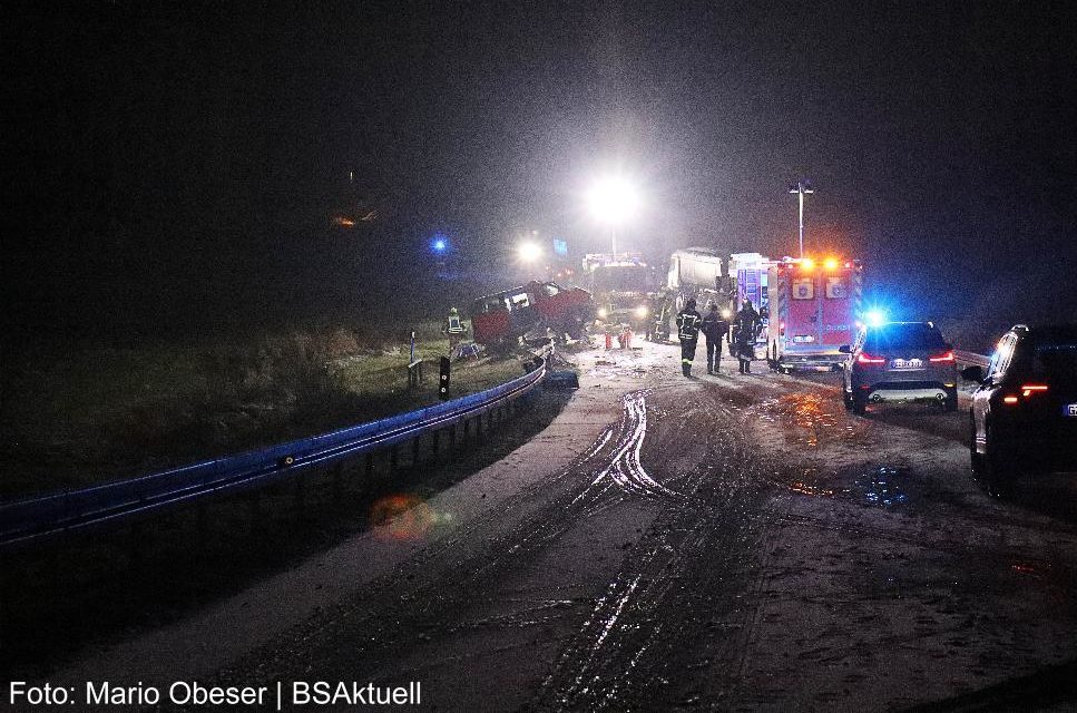 Unfall-B300-Edenhausen