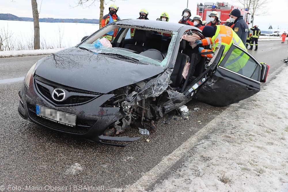 Unfall Jettingen ST2025 Oberwaldbach 10122021