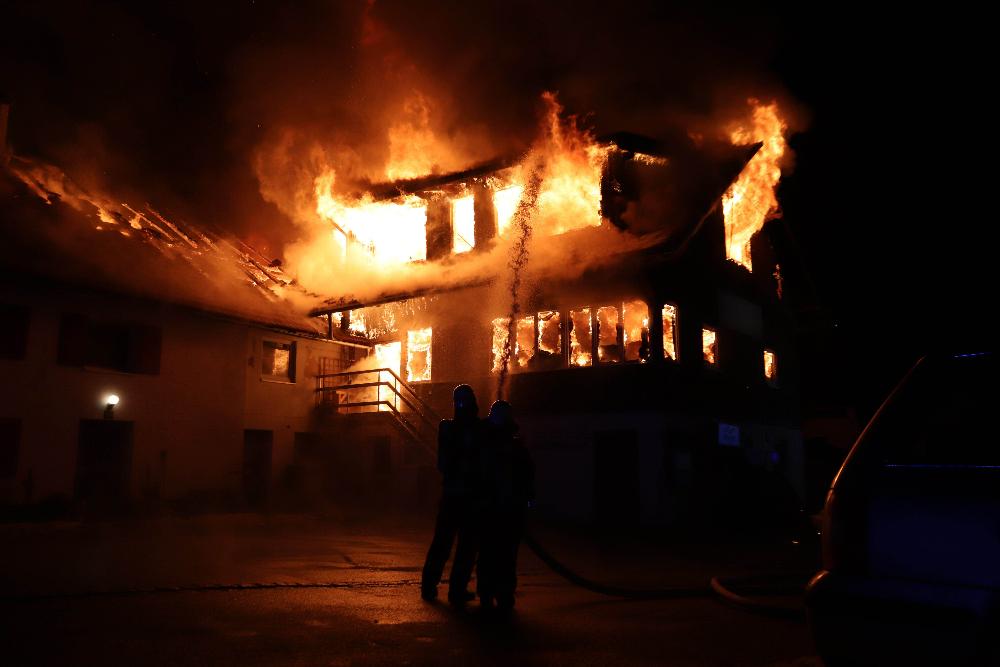 Waltenhofen Brand Dachstuhl Zimmerei 17122021