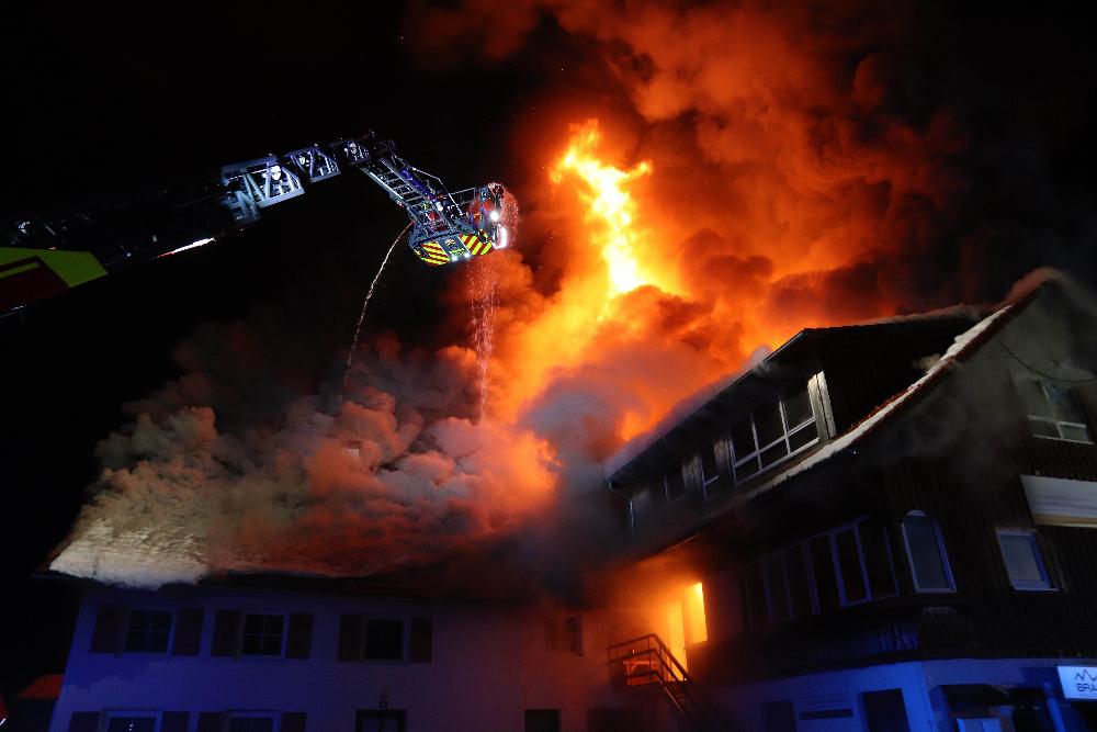 Waltenhofen Brand Dachstuhl Zimmerei 17122021