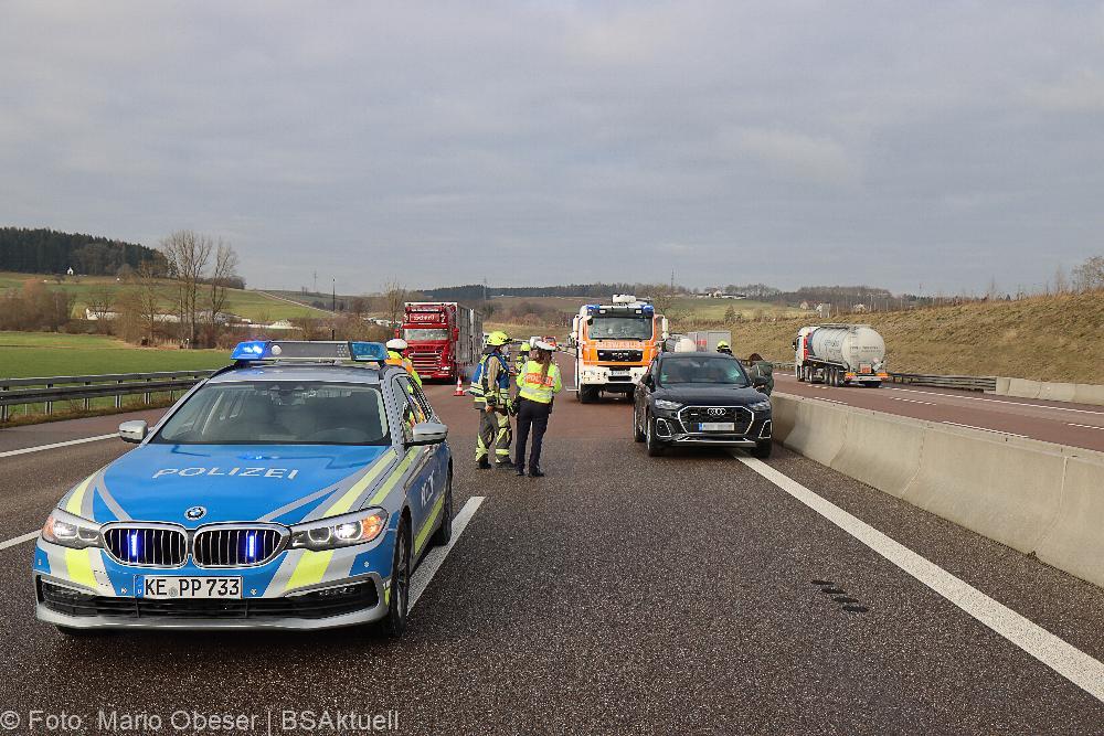 Unfall A8 Günzburg - Burgau am 11.01.2022