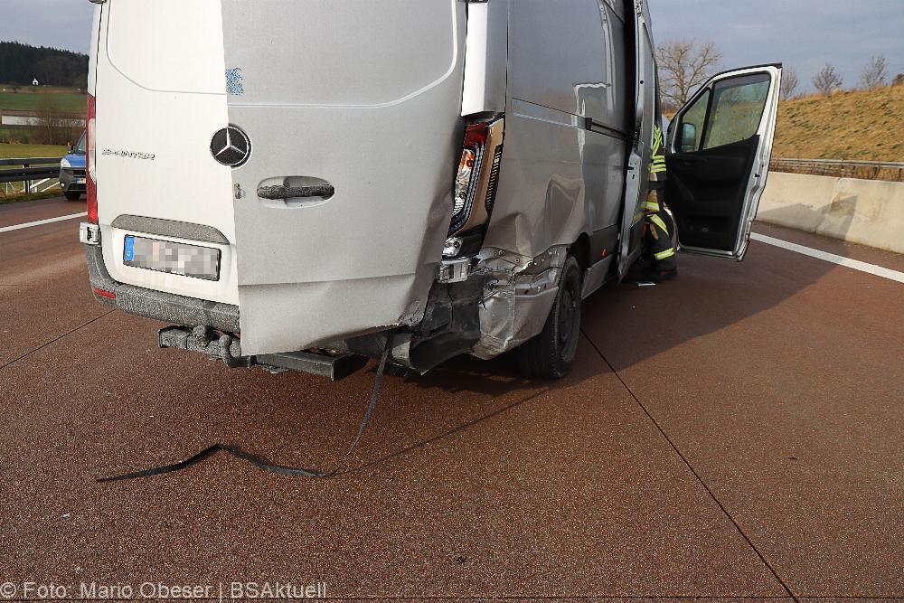 Unfall A8 Günzburg - Burgau am 11.01.2022