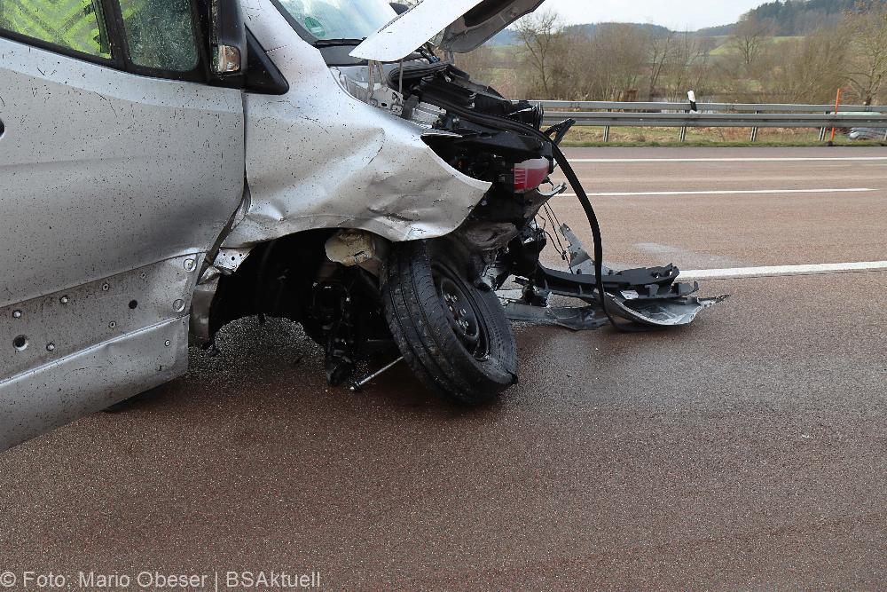 Unfall A8 Günzburg - Burgau am 11.01.2022