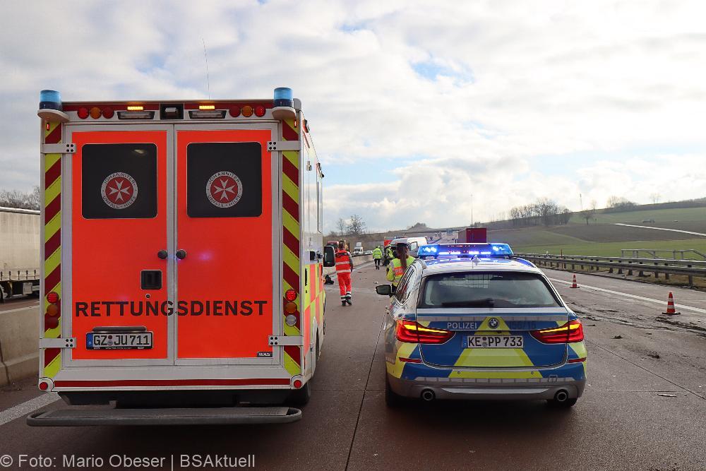 Unfall A8 Günzburg - Burgau am 11.01.2022