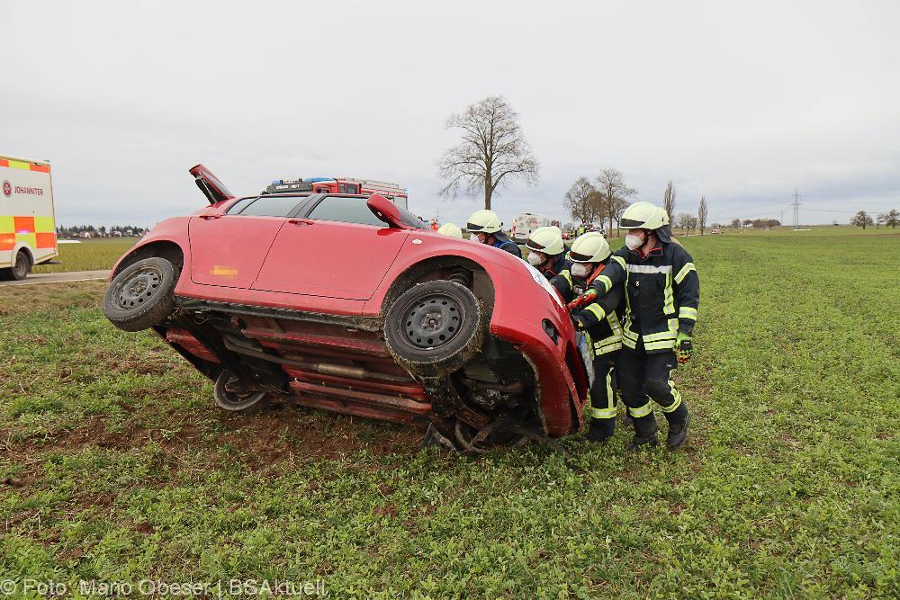 Unfall Staatsstraße 2023 Rieden - Kissendorf