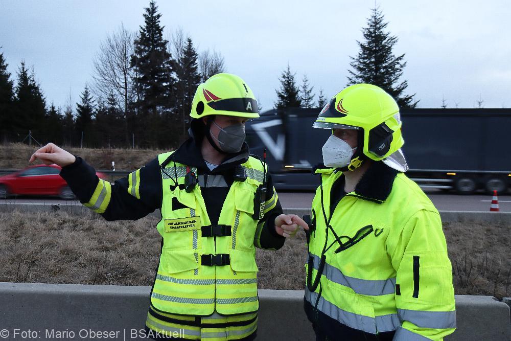 A8 Brand Sattelauflieger am 14.02.2022