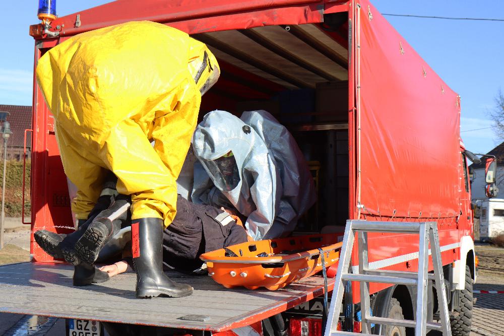 CSA-Lehrgang Feuerwehr Ichenhausen