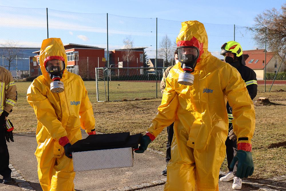 CSA-Lehrgang Feuerwehr Ichenhausen