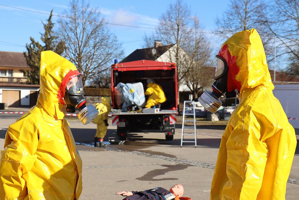 CSA-Lehrgang Feuerwehr Ichenhausen