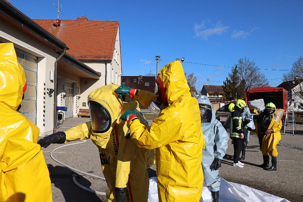 CSA-Lehrgang Feuerwehr Ichenhausen