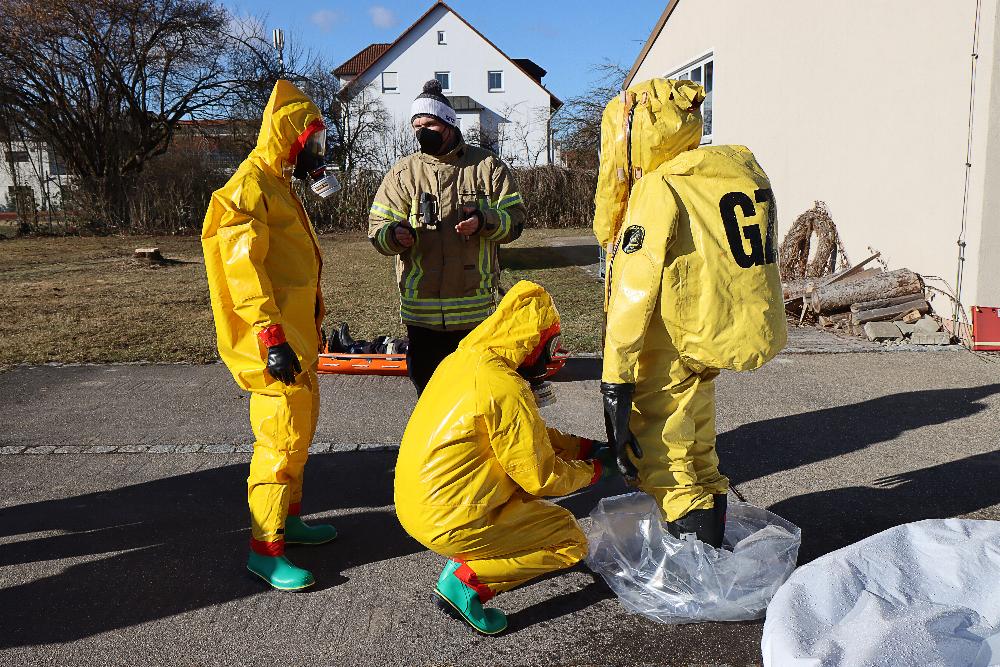 CSA-Lehrgang Feuerwehr Ichenhausen