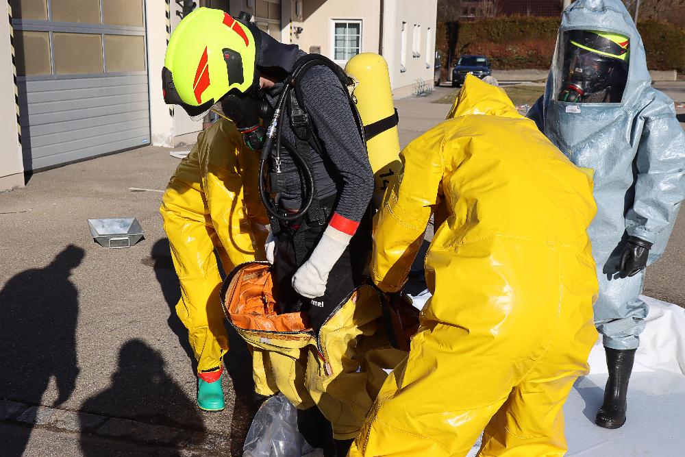 CSA-Lehrgang Feuerwehr Ichenhausen
