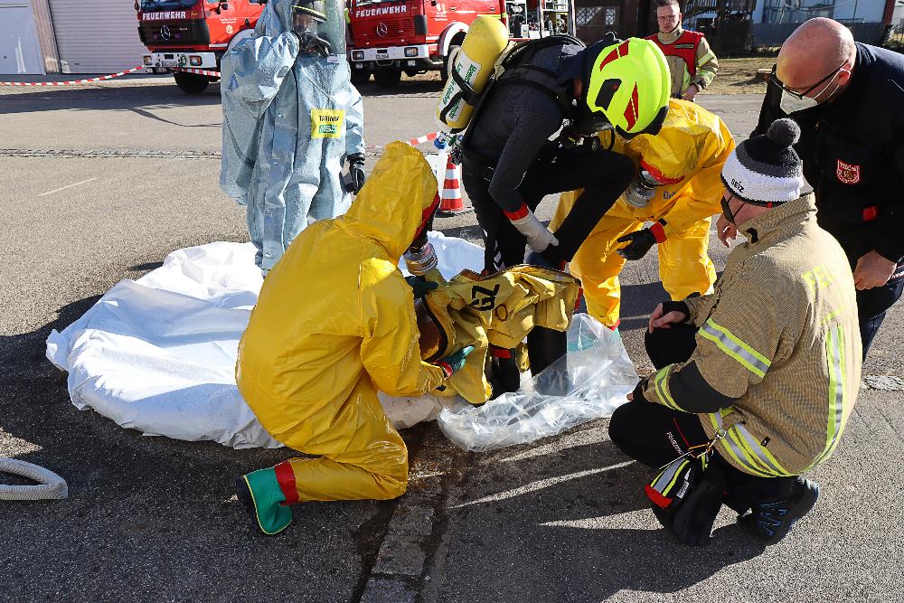 CSA-Lehrgang Feuerwehr Ichenhausen