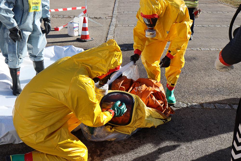 CSA-Lehrgang Feuerwehr Ichenhausen