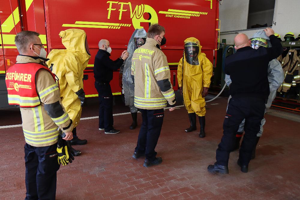 CSA-Lehrgang Feuerwehr Ichenhausen