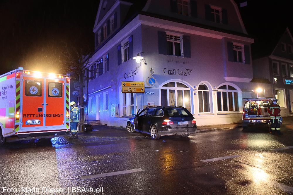Pkw gegen Hauswand Burgau