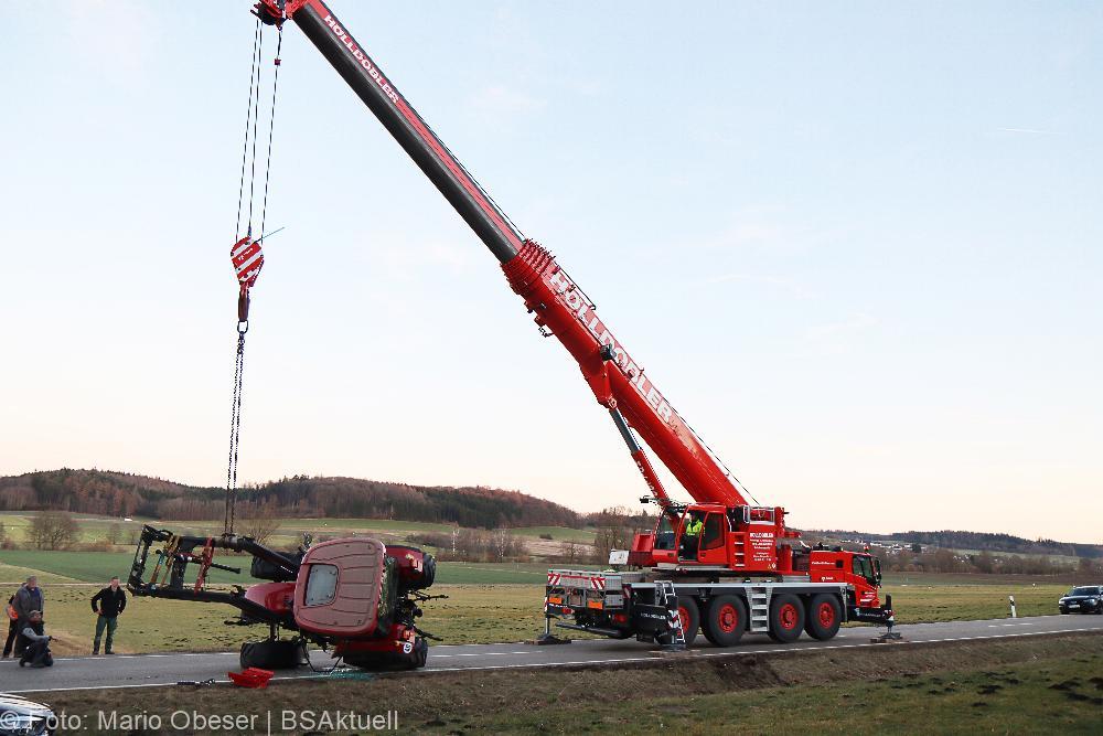 Traktor kippt Hammerstetten Wettenhausen