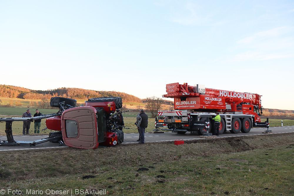 Traktor kippt Hammerstetten Wettenhausen