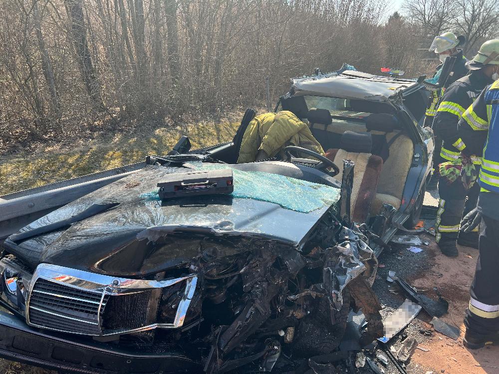Unfall Jengen B12