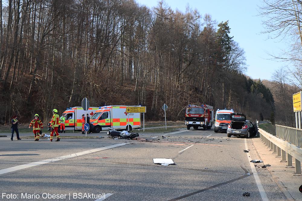 Unfall Premach Motorrad Pkw