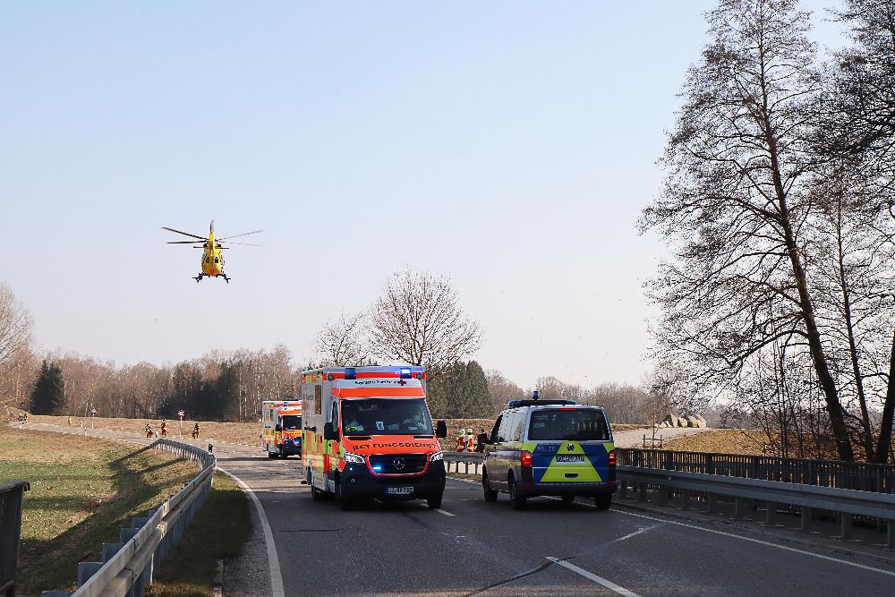 Unfall Premach Motorrad Pkw