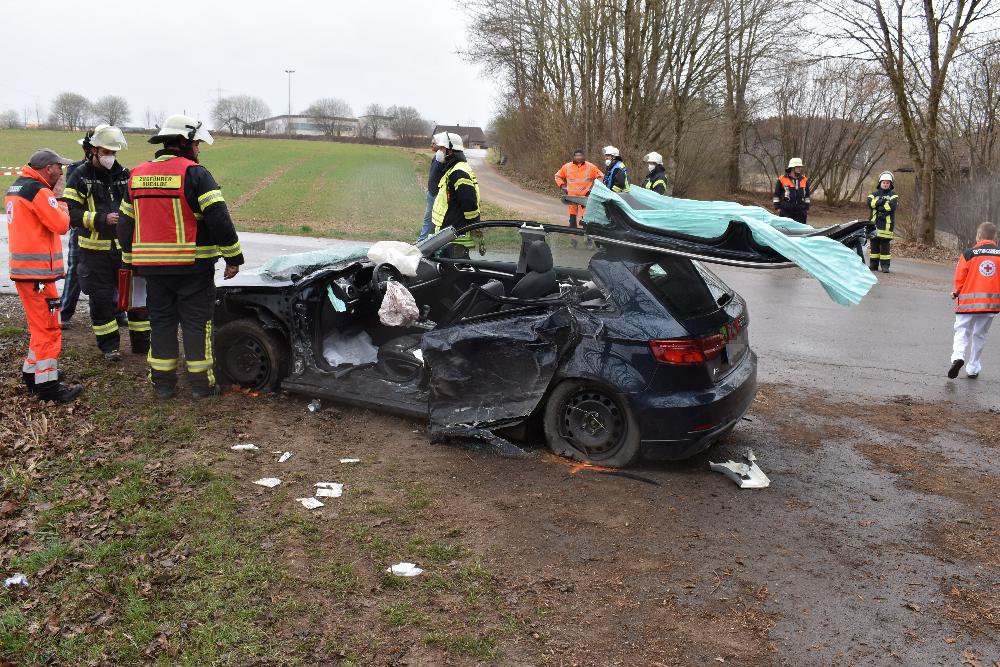 Unfall Waal Emmenhausen