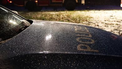 Polizeifahrzeug Nacht Feuerwehrfahrzeug Regen